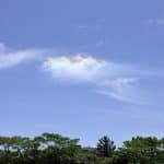 インナーチャイルド療法:毒親の連鎖を気づきで断つ iridescent cloud